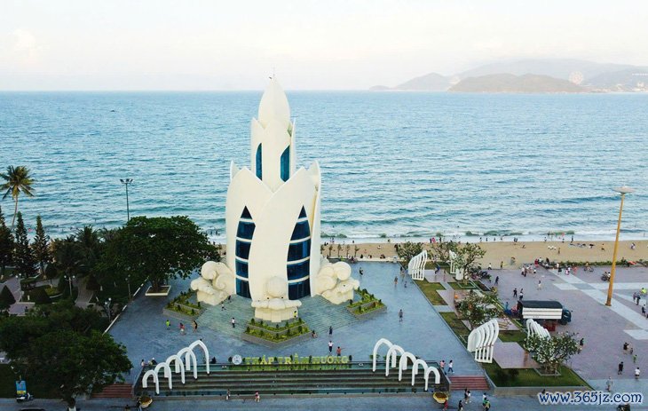 Nha Trang lọt top 25 điểm đến hàng đầu châu Á đầu năm 2025 - Ảnh 2.